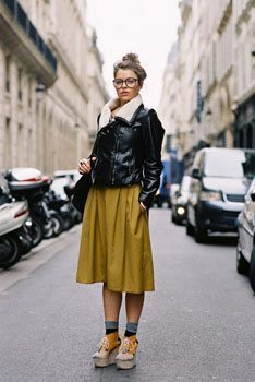Woman wearing gaucho