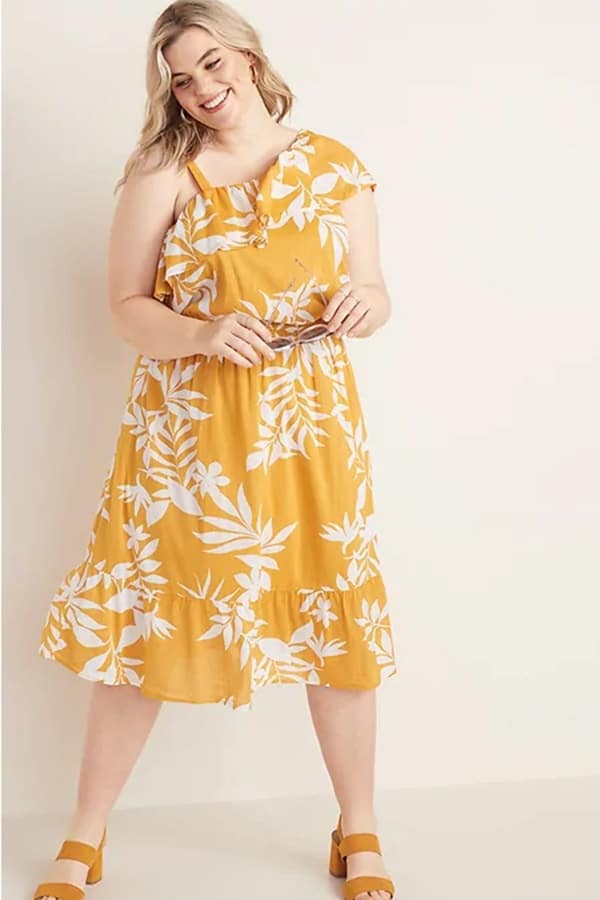 Patterned yellow dress with ruffle hem 
