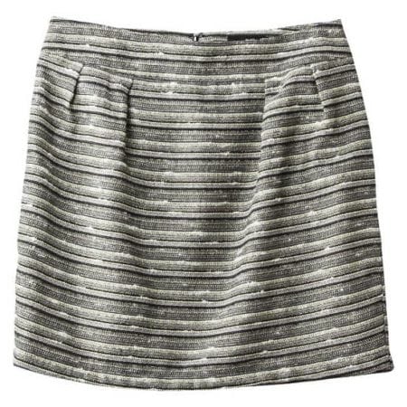Short tweed skirt