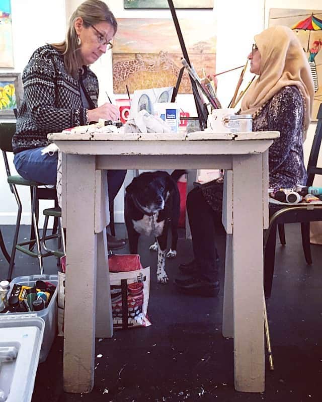 alpharetta shopping guide - sis & moon's - female artists working at table