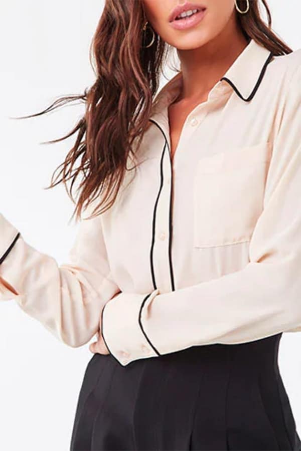 Blouse with piping
