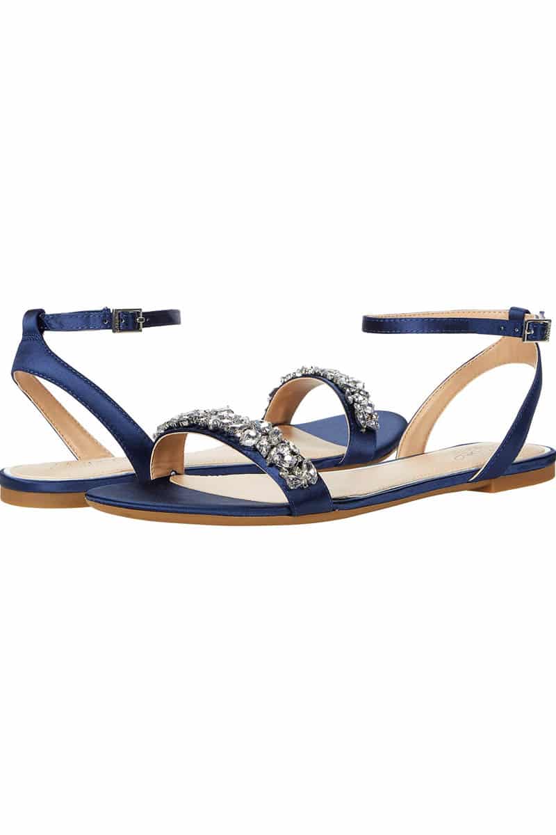 Flat sandals with crystal band.